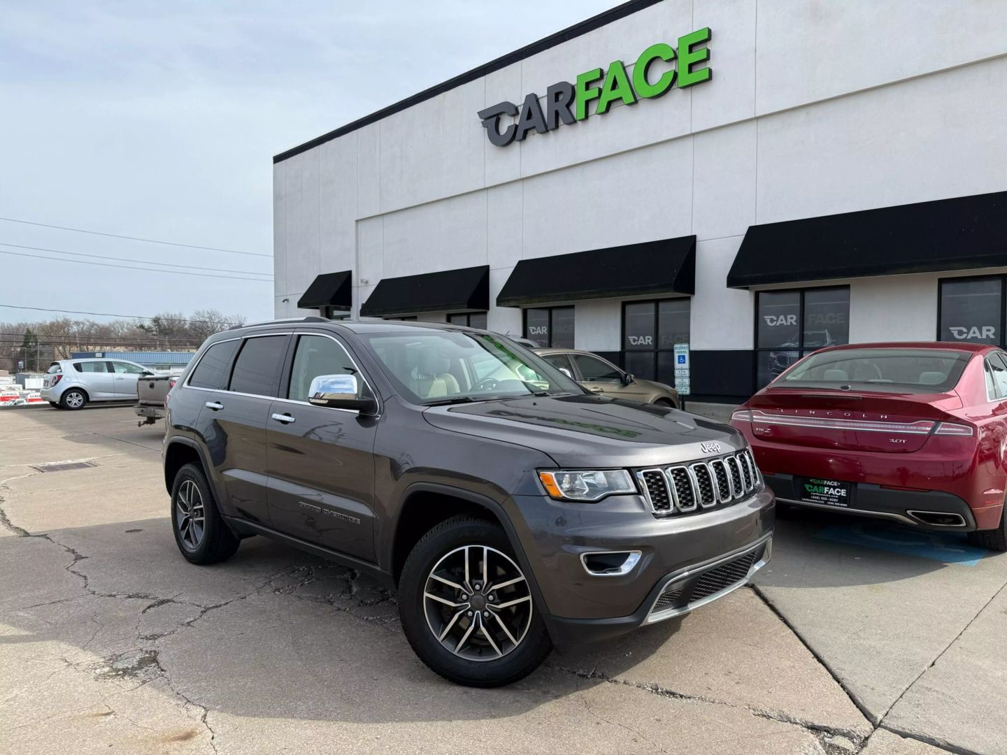 2019 Jeep Grand Cherokee - Image 1