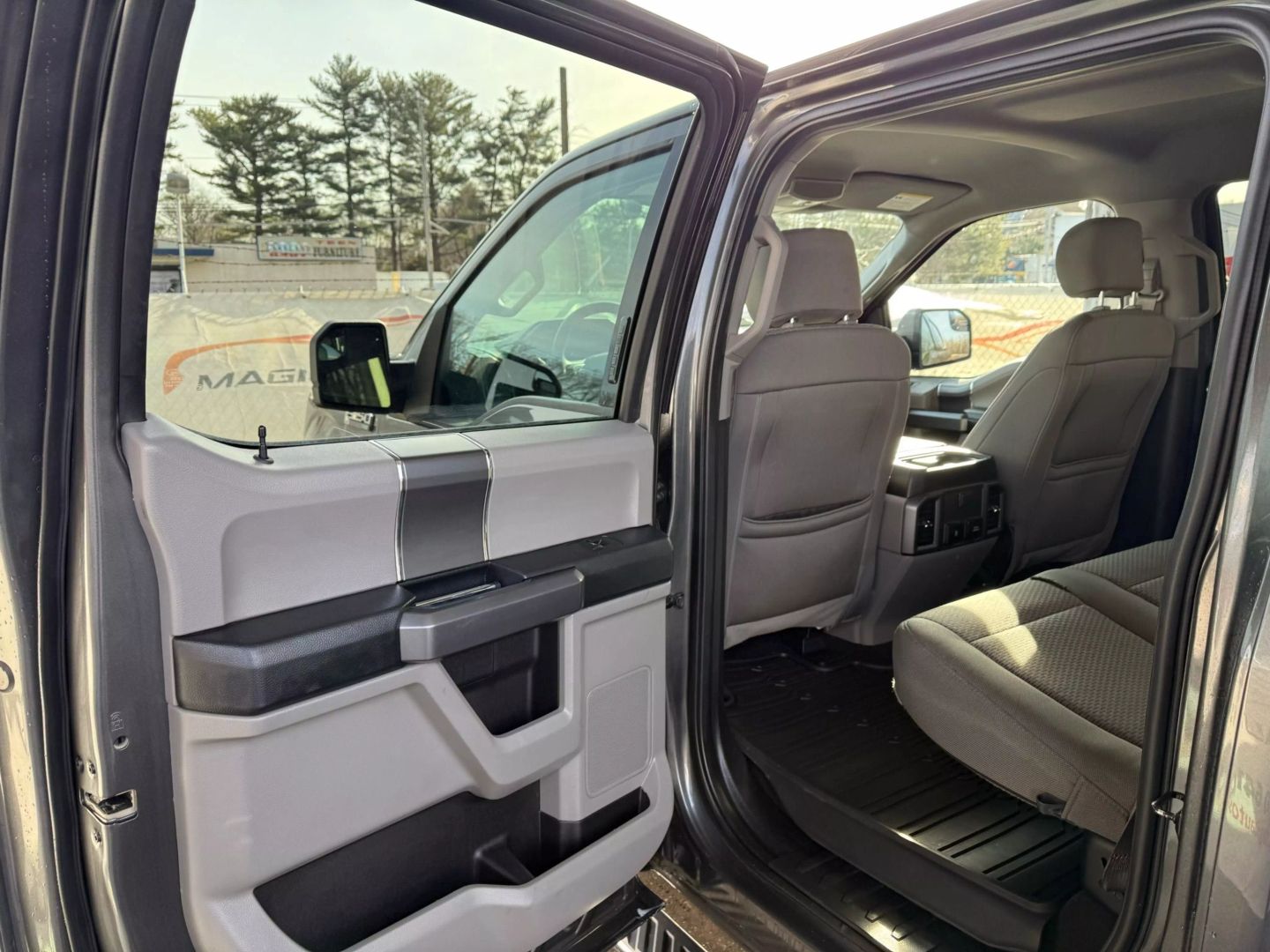 2020 Ford F150 Supercrew Cab - Image 17