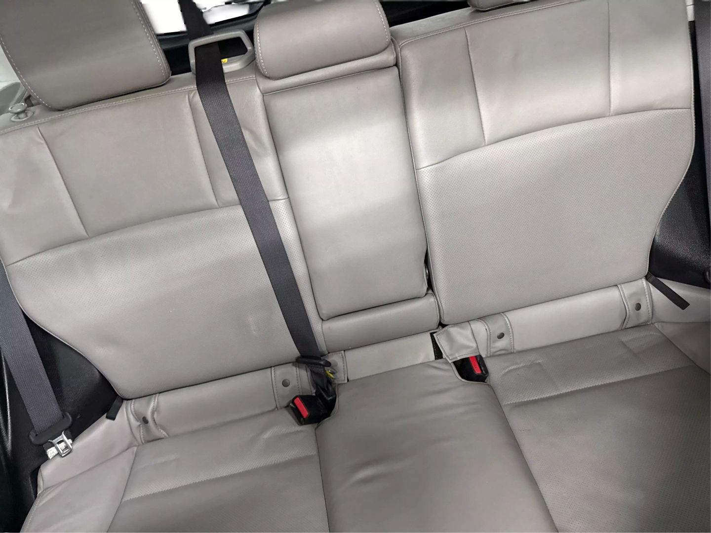 2015 Subaru Forester - Image 31