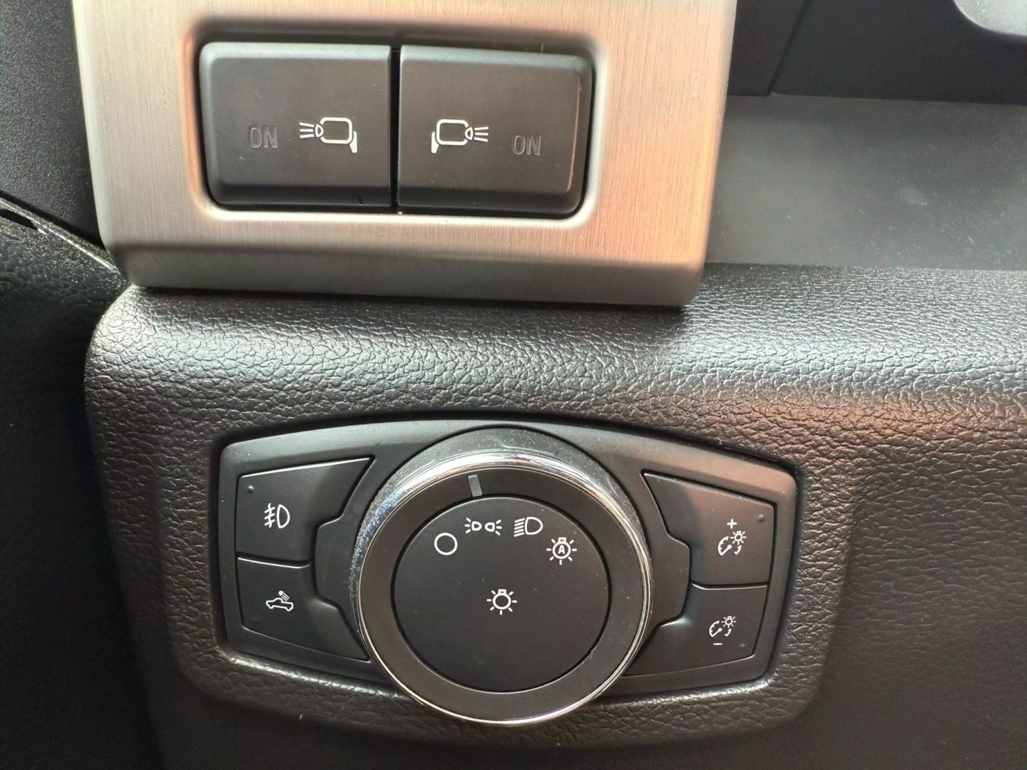 2018 Ford F450 Super Duty Crew Cab - Image 44