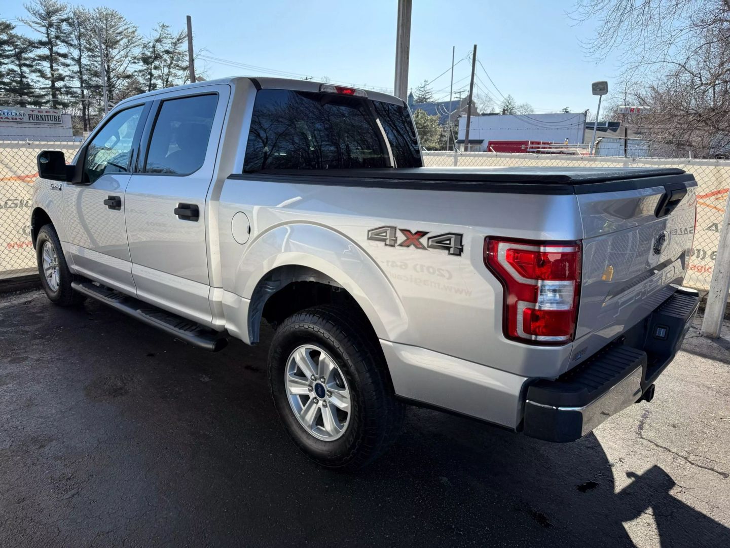 2019 Ford F150 Supercrew Cab - Image 12