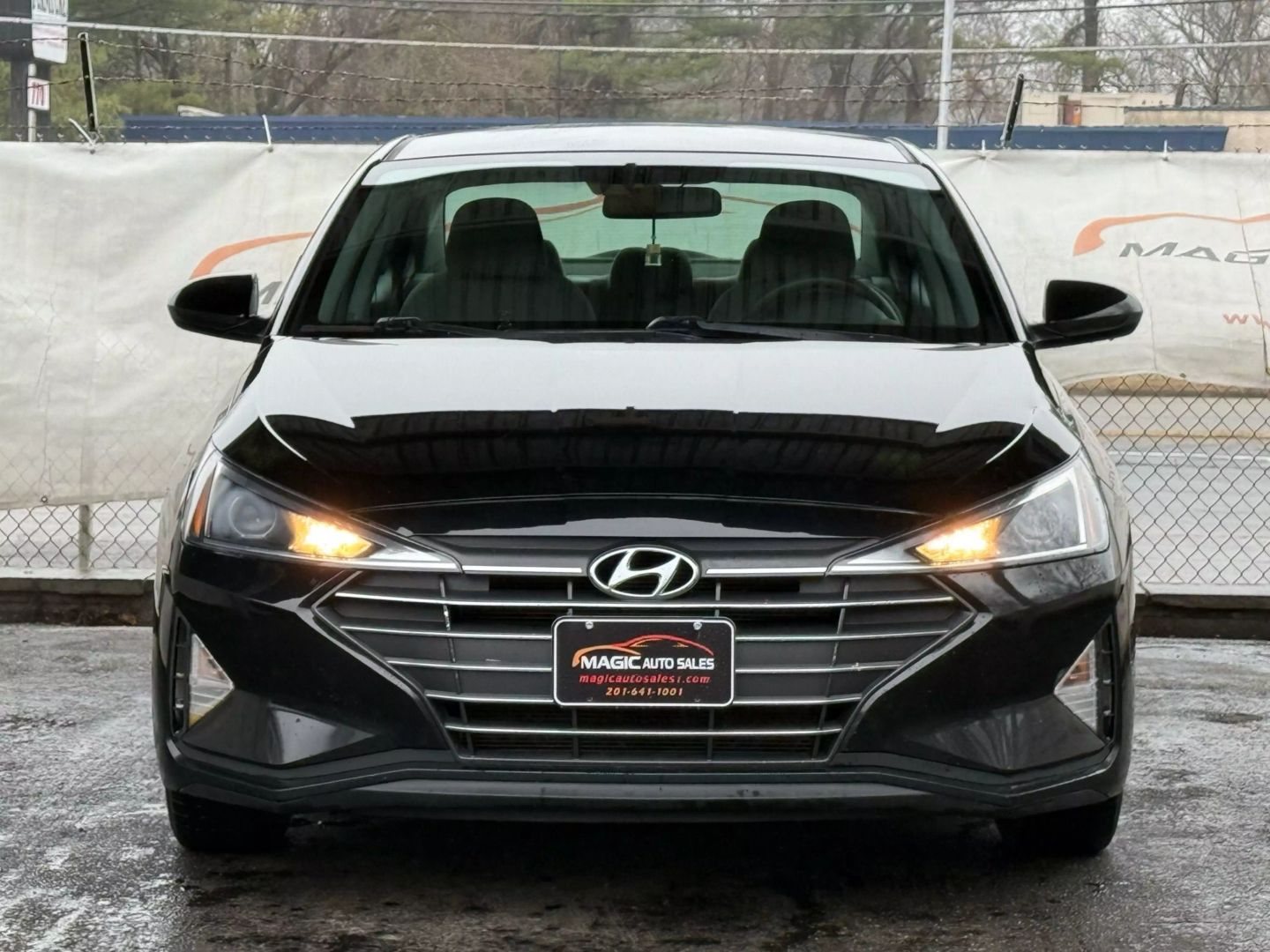 2020 Hyundai Elantra - Image 5