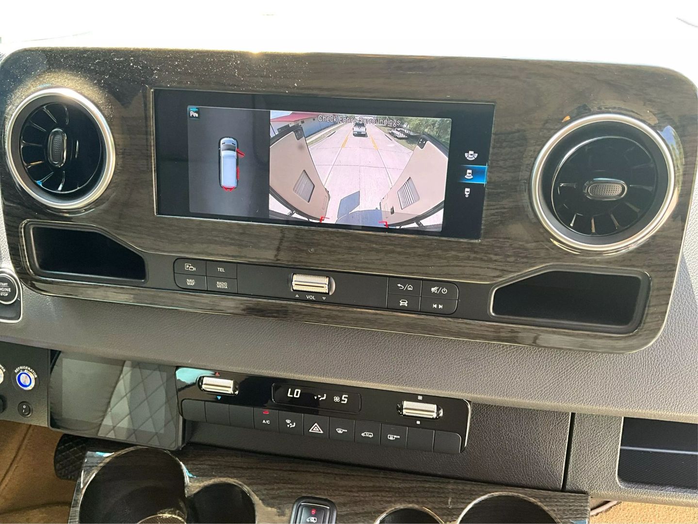 2020 Mercedes-benz Sprinter 3500 Cargo - Image 13