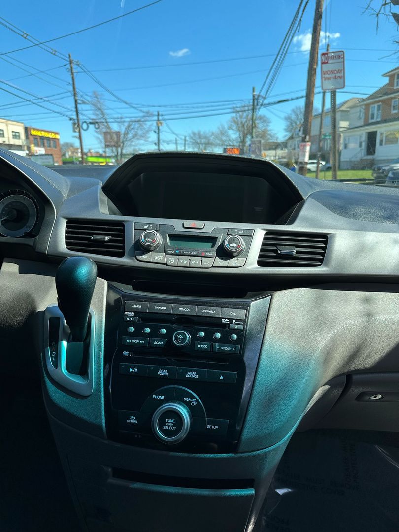 Image 8 of 2013 HONDA ODYSSEY