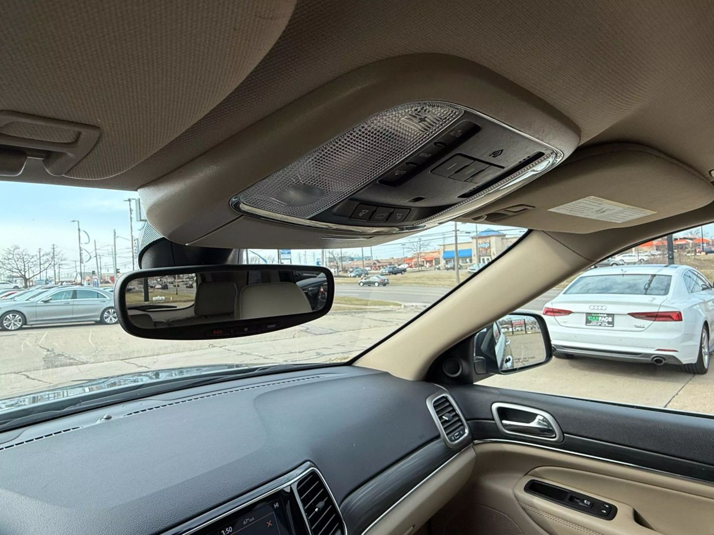 2019 Jeep Grand Cherokee - Image 50