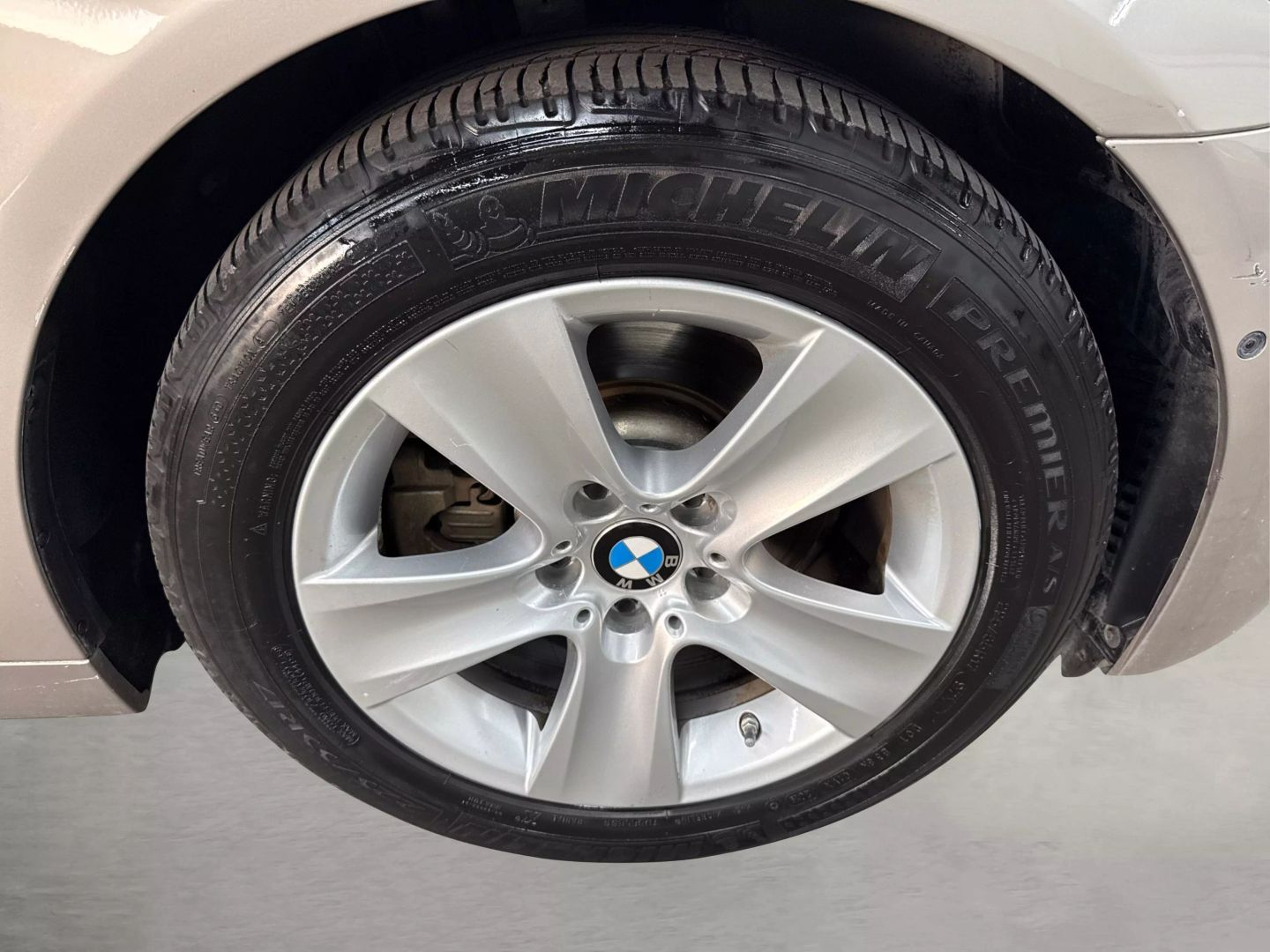 2013 Bmw 5 Series - Image 15