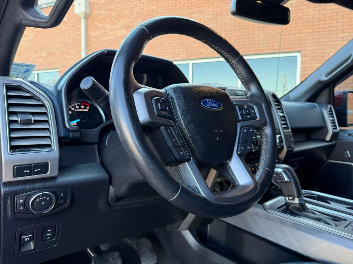 2018 Ford F150 Supercrew Cab - Image 11