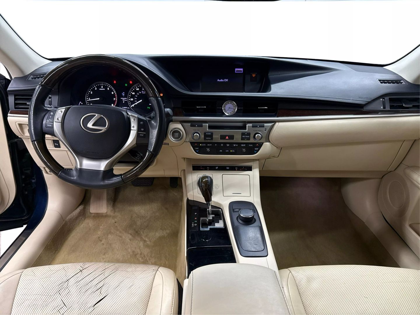 2014 Lexus Es - Image 18