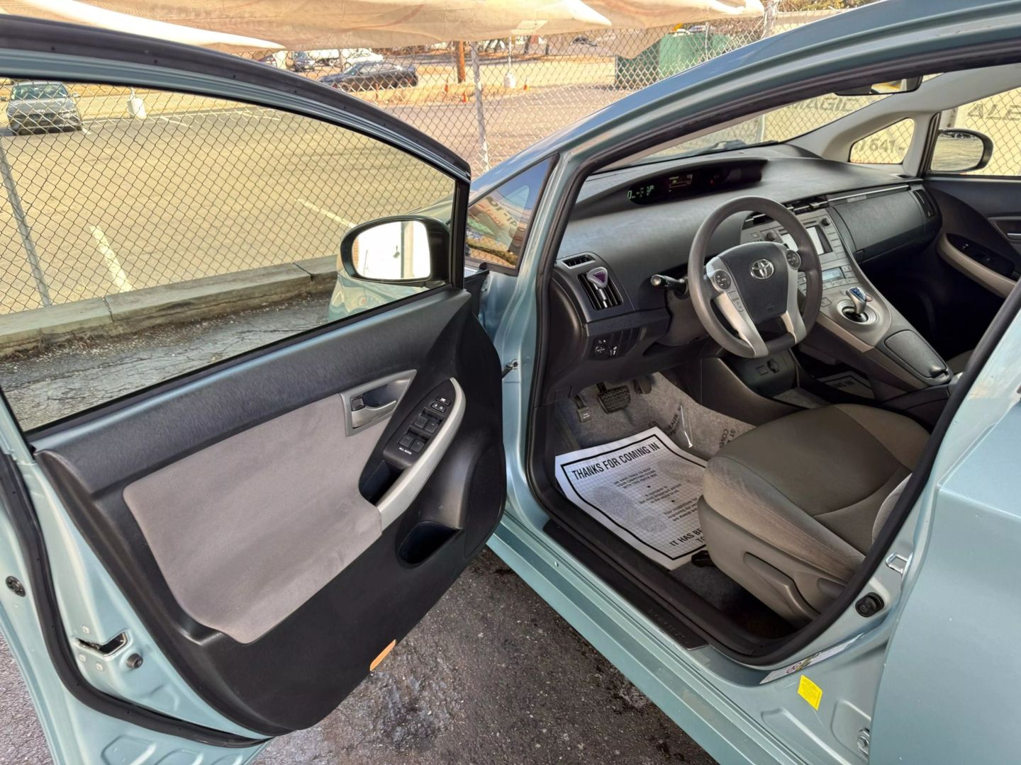 2013 Toyota Prius - Image 14