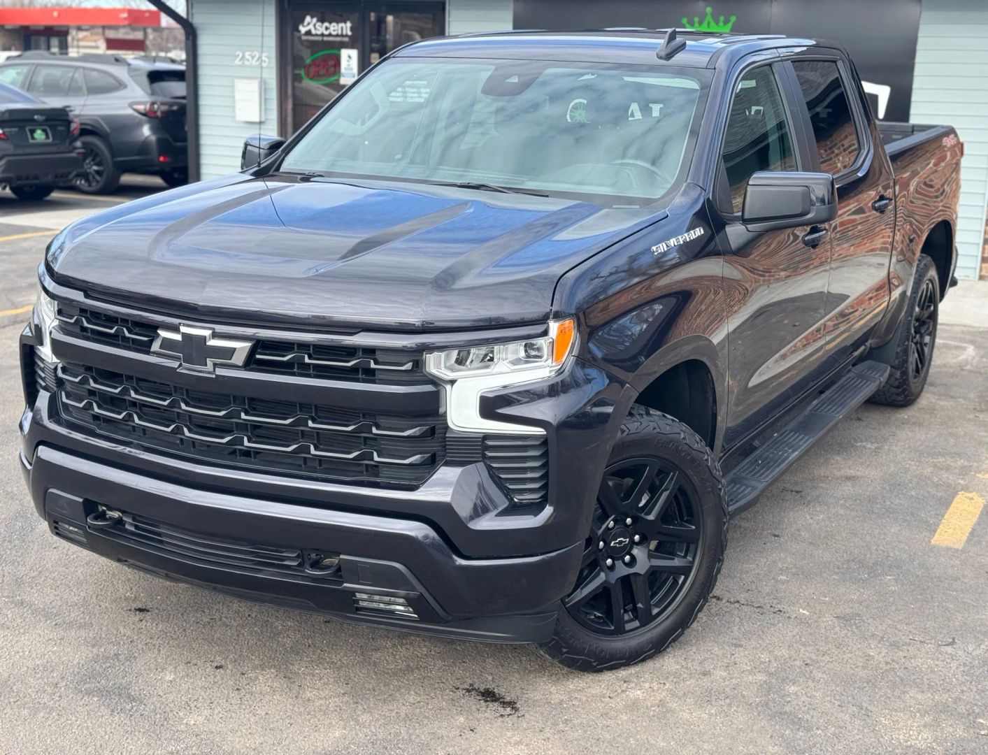 2022 Chevrolet Silverado 1500 Crew Cab - Image 7