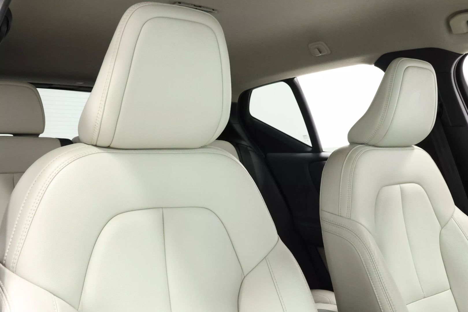 2019 Volvo Xc40 - Image 79