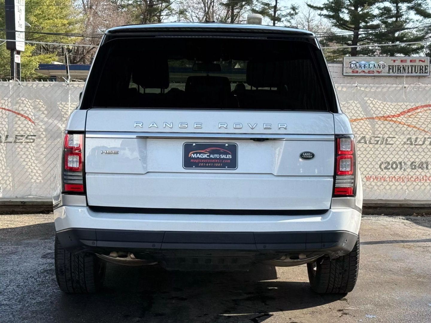 2016 Land Rover Range Rover - Image 10