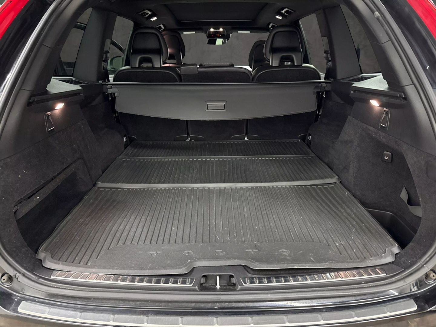 2017 Volvo Xc90 - Image 12