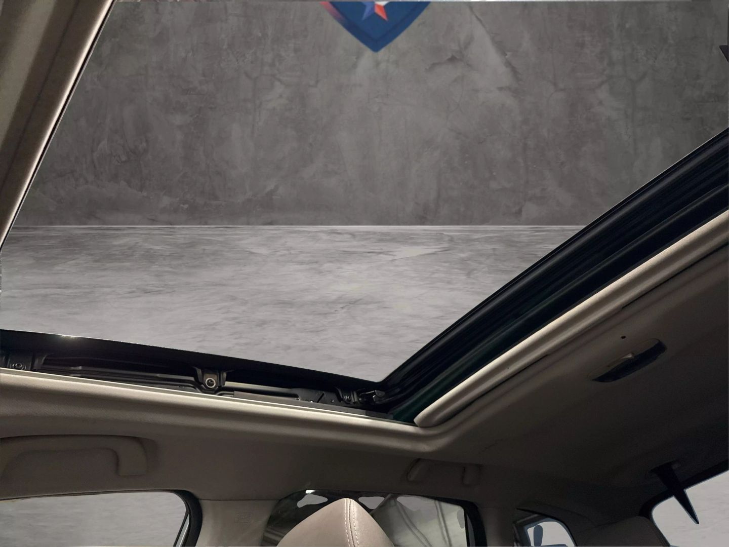 2015 Subaru Forester - Image 36