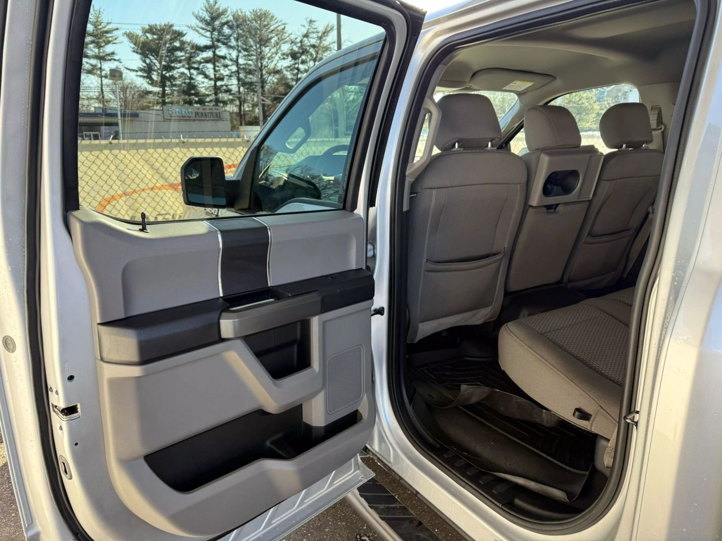 2019 Ford F150 Supercrew Cab - Image 16