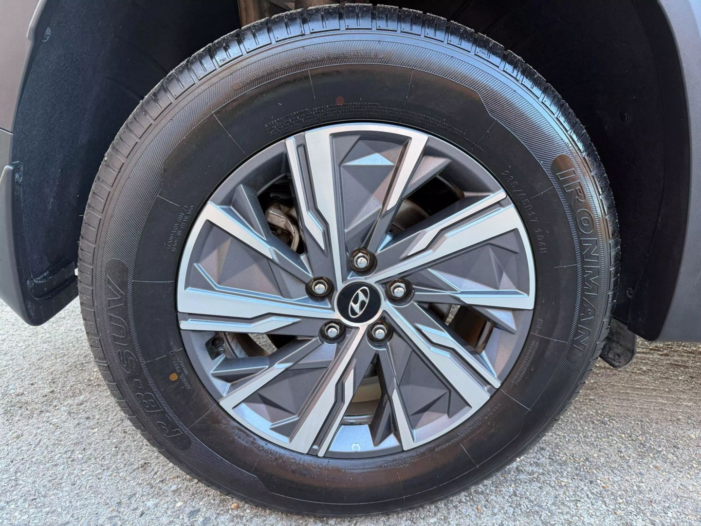 2023 Hyundai Tucson Hybrid - Image 38