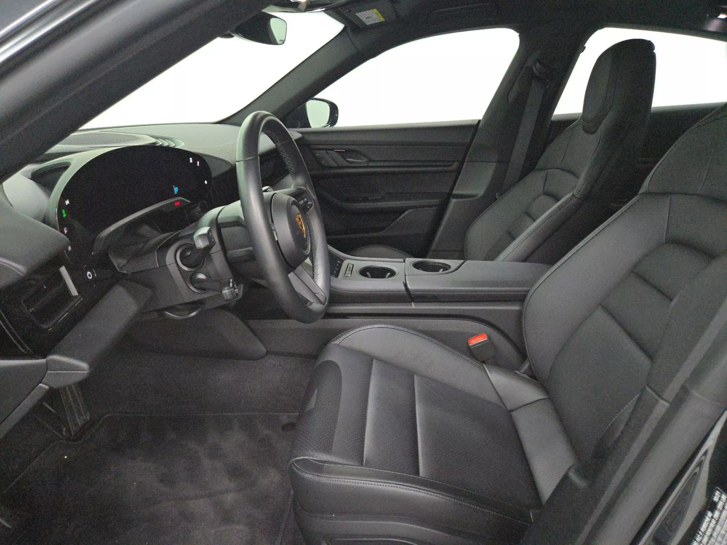 2022 Porsche Taycan - Image 9