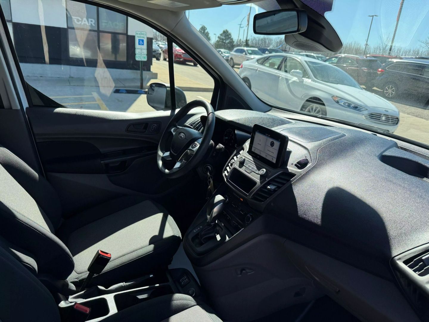 2020 Ford Transit Connect Cargo Van - Image 29