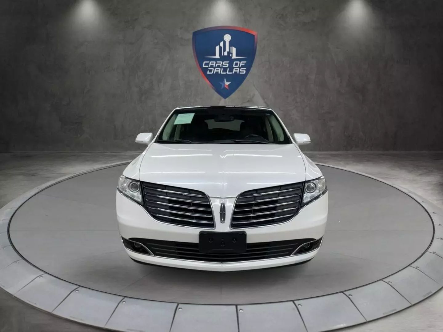 2017 Lincoln Mkt - Image 8