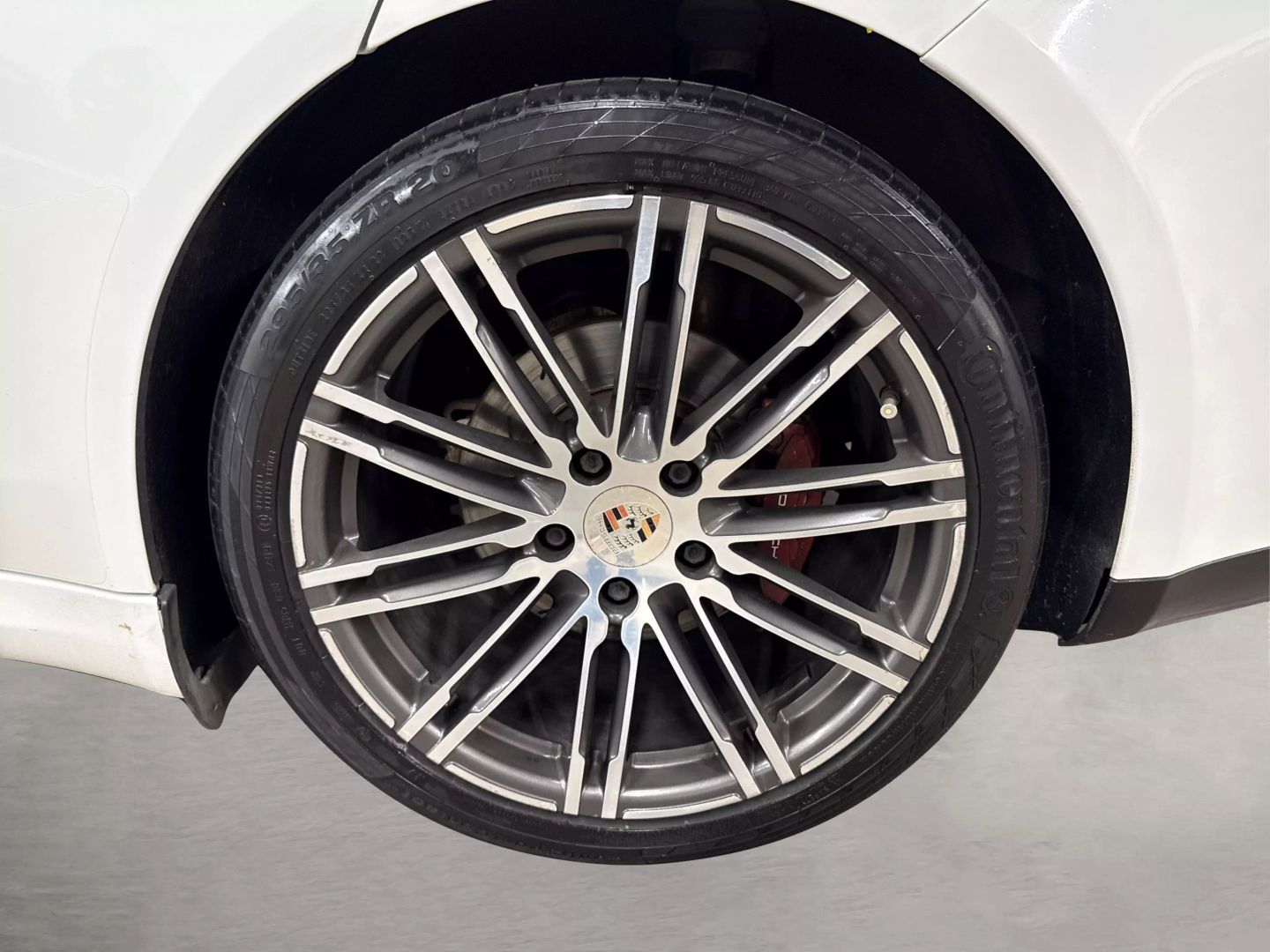 2015 Porsche Panamera - Image 17
