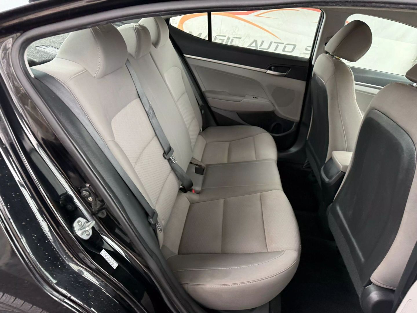 2020 Hyundai Elantra - Image 22