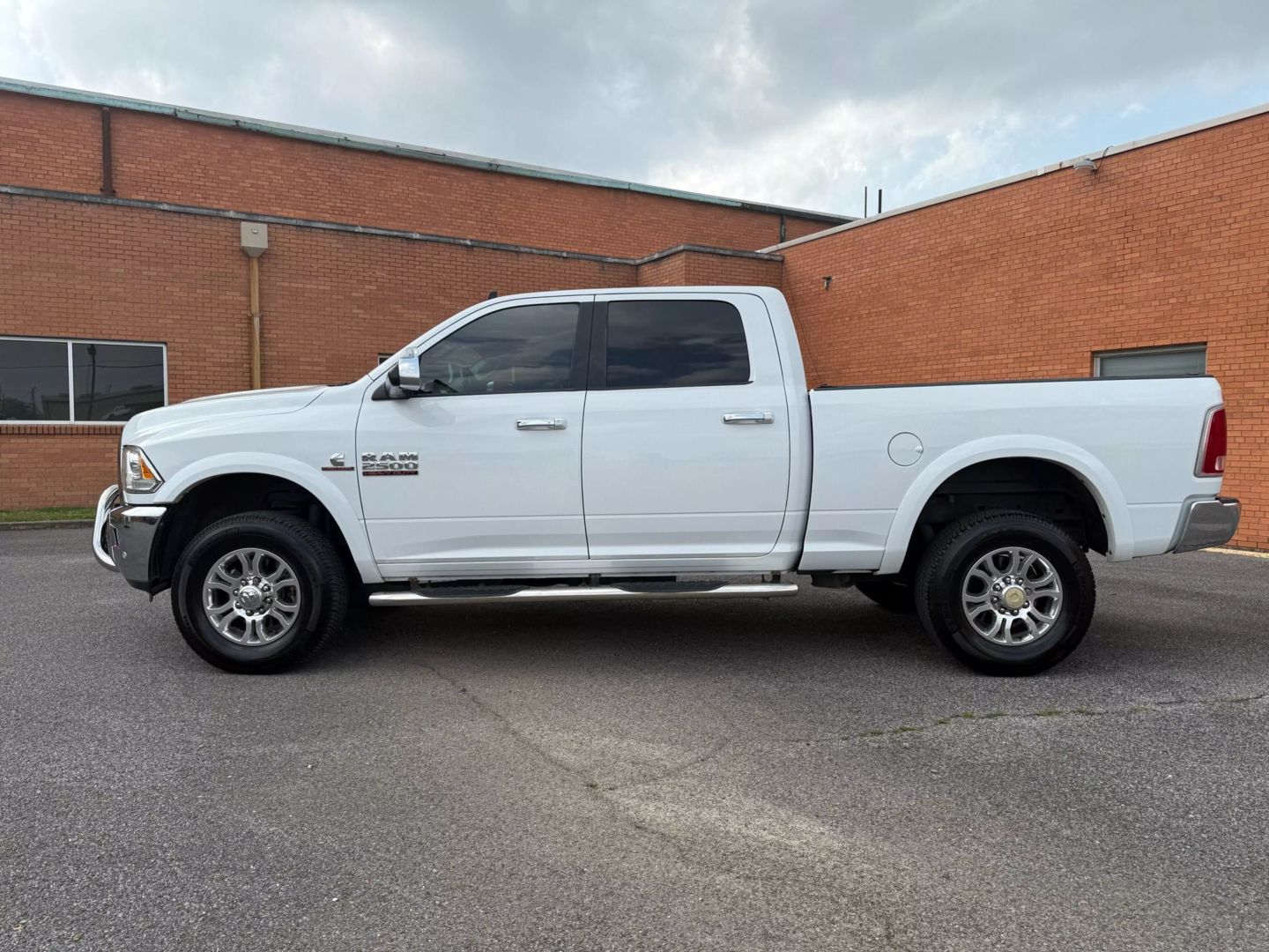 2018 Ram 2500 Crew Cab - Image 4