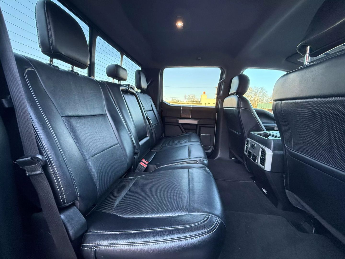 2019 Ford F250 Super Duty Crew Cab - Image 17