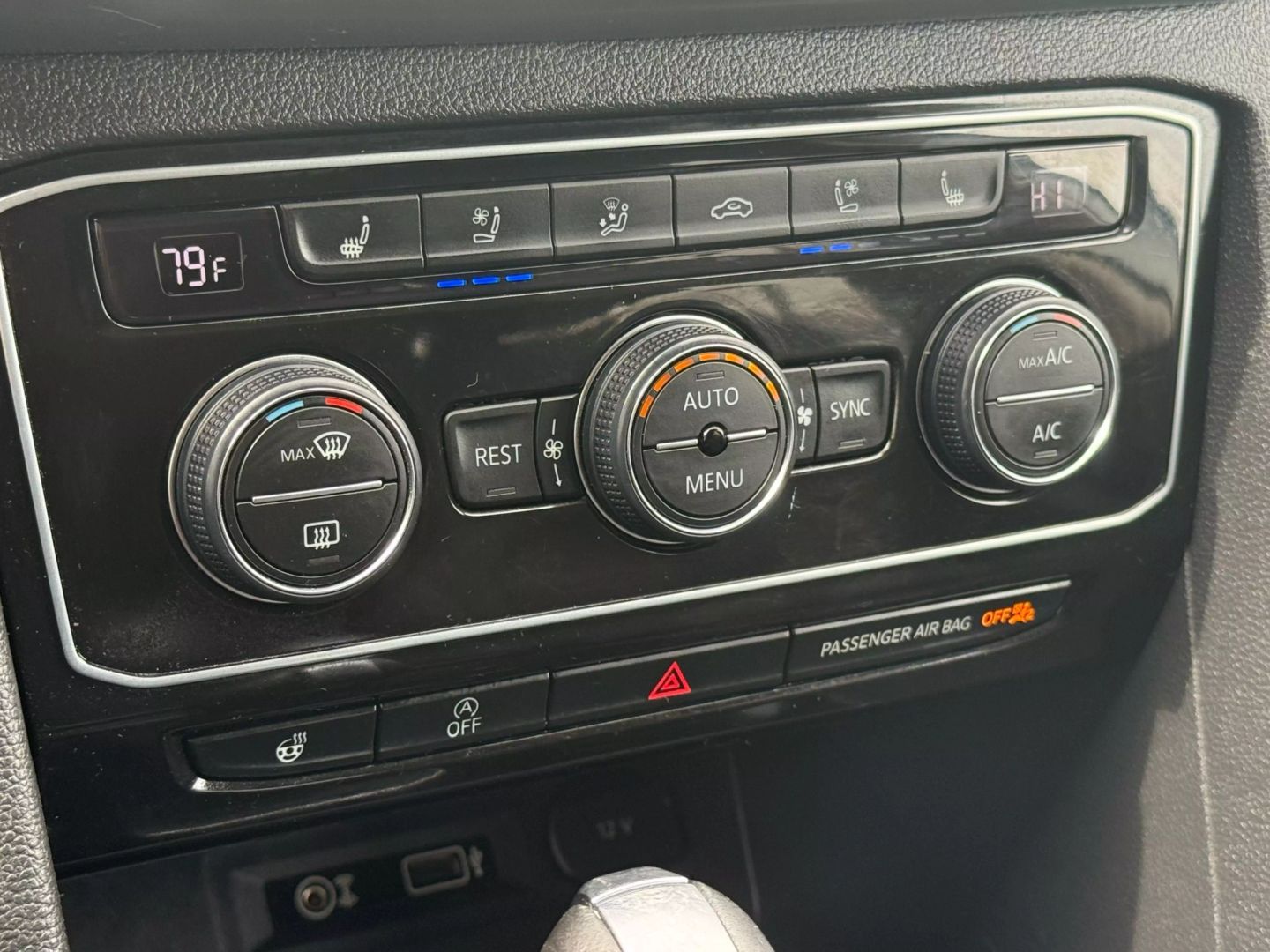 2019 Volkswagen Atlas - Image 53