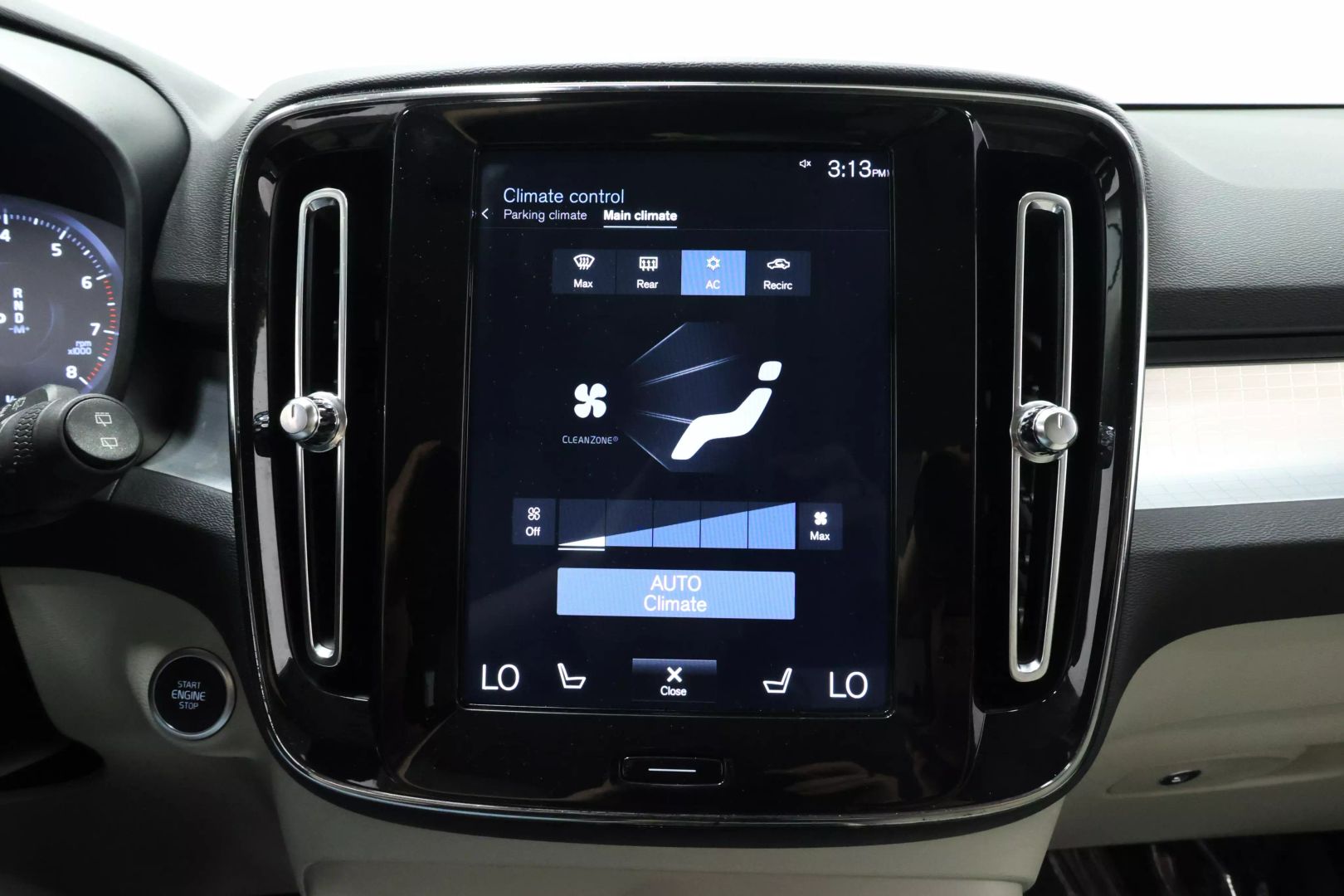 2019 Volvo Xc40 - Image 32
