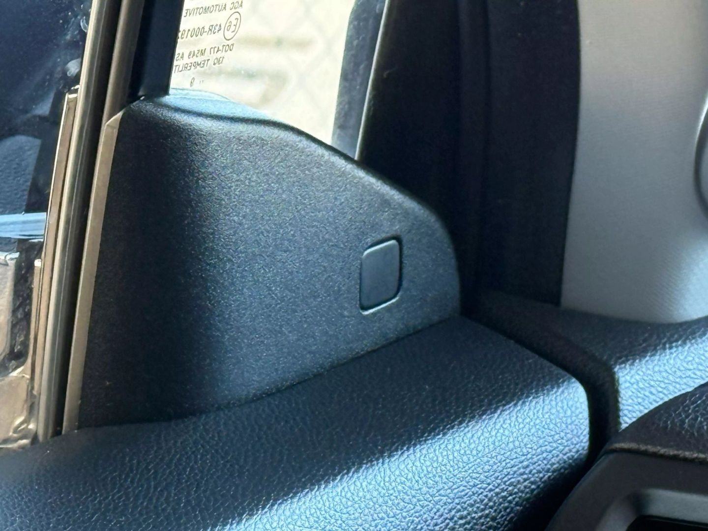 2020 Honda Ridgeline - Image 36