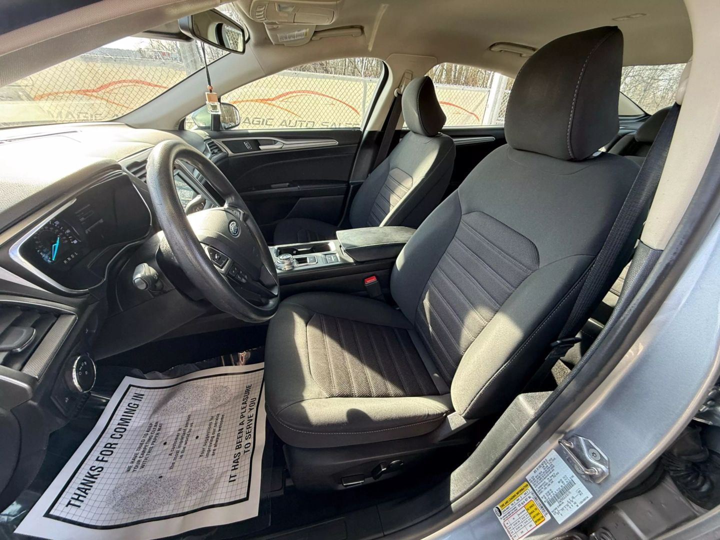 2020 Ford Fusion - Image 16