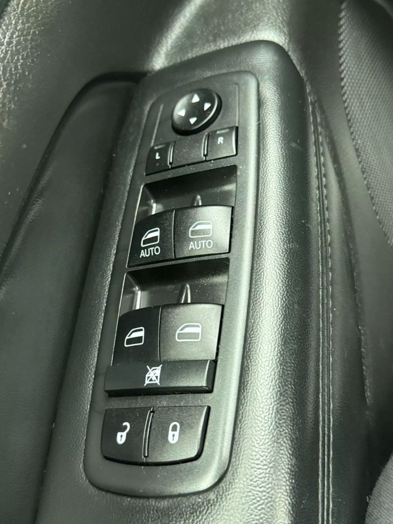2021 Jeep Grand Cherokee - Image 49