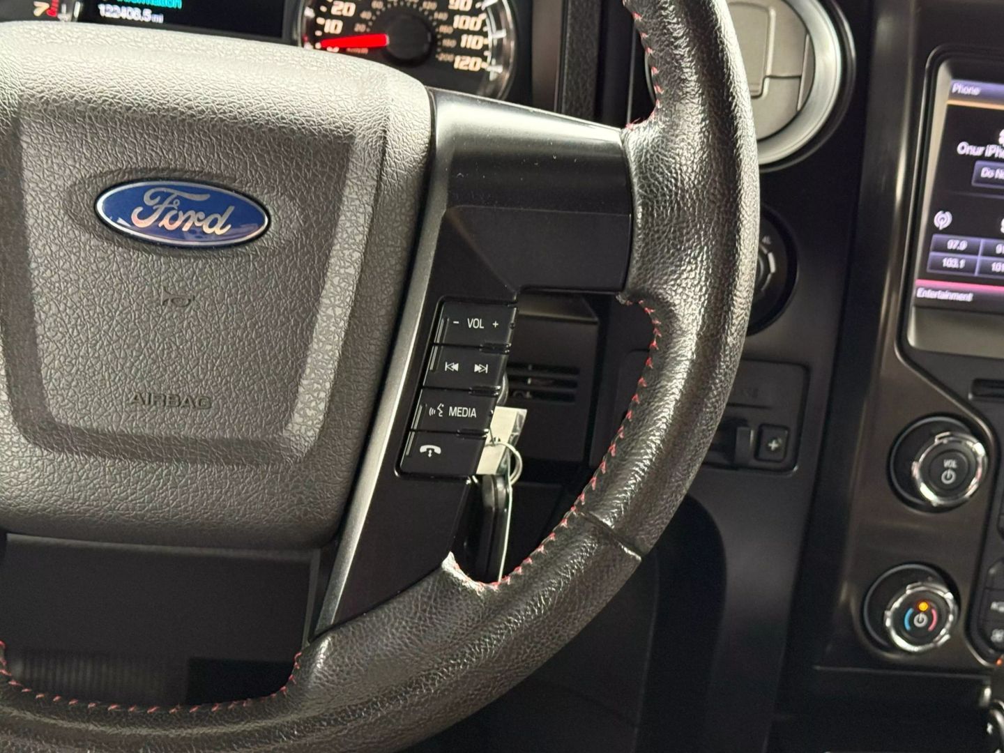 2013 Ford F150 Supercrew Cab - Image 35