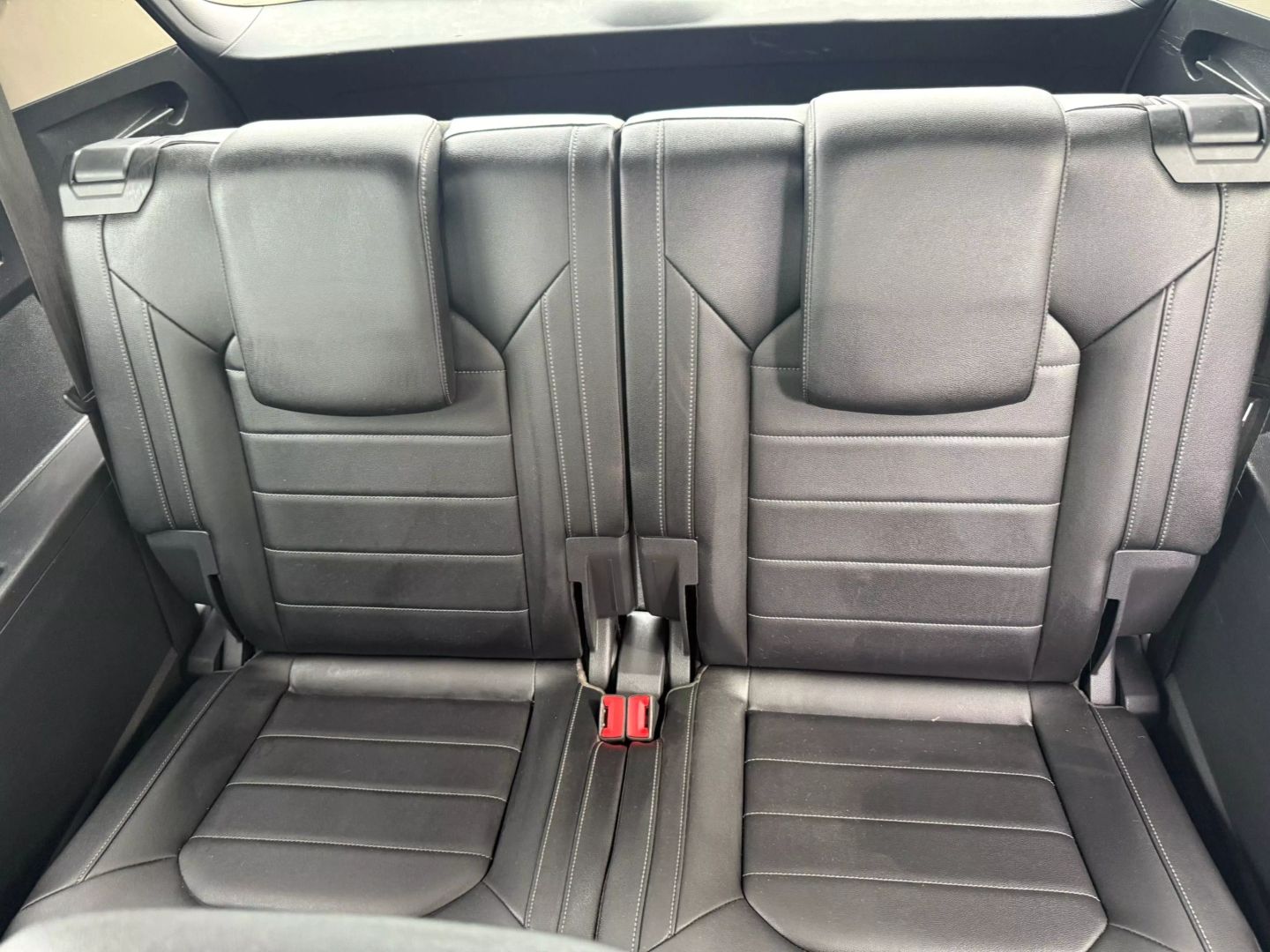 2019 Volkswagen Atlas - Image 25