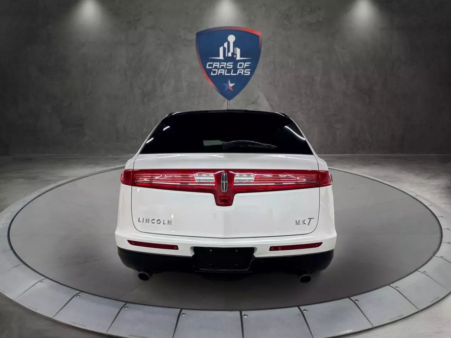 2017 Lincoln Mkt - Image 4