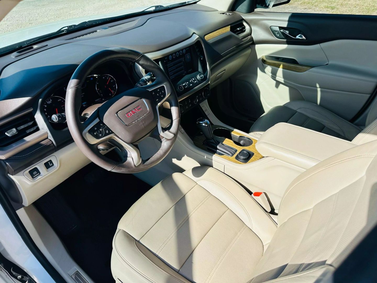 2017 Gmc Acadia - Image 14