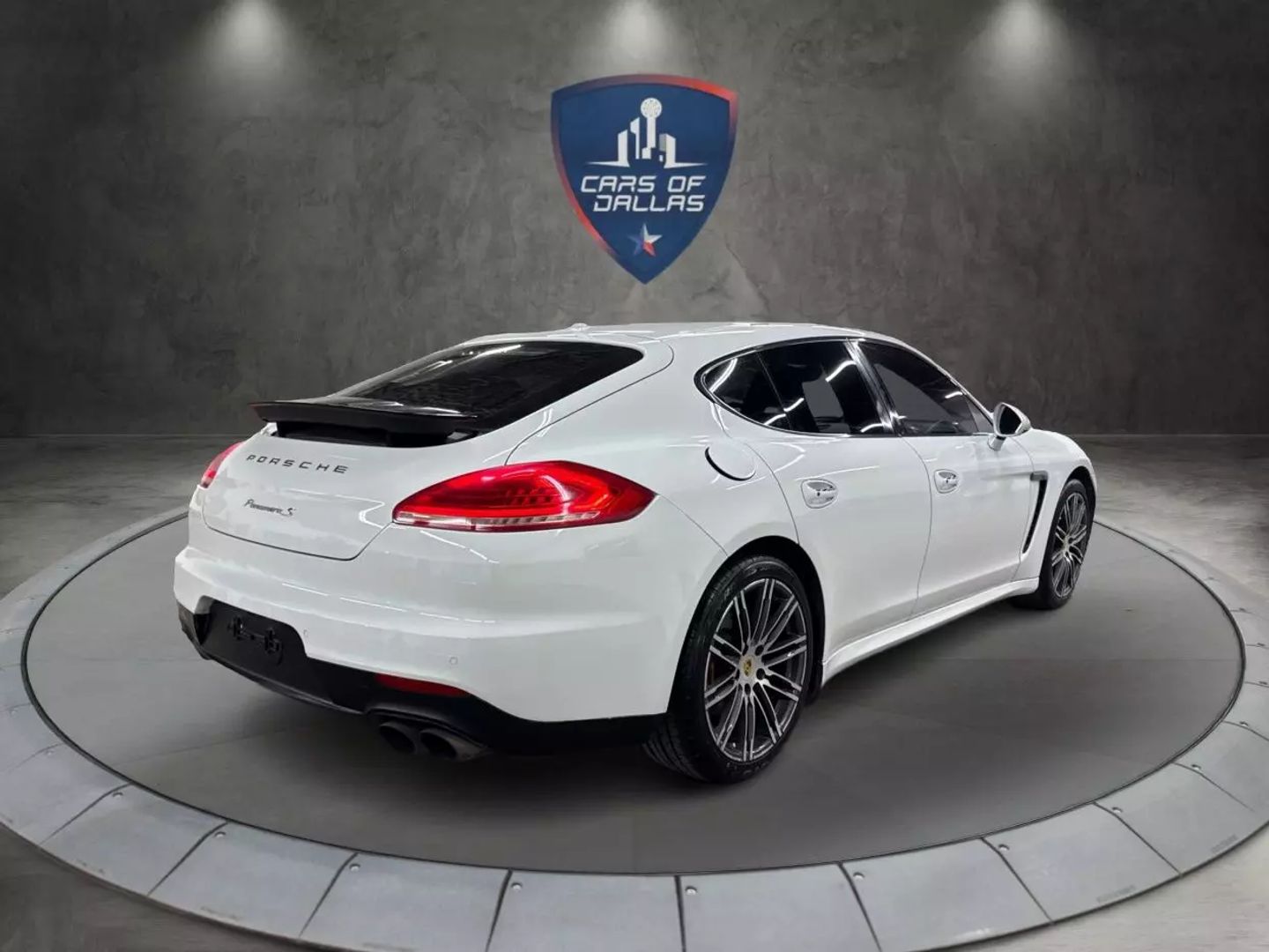 2015 Porsche Panamera - Image 5
