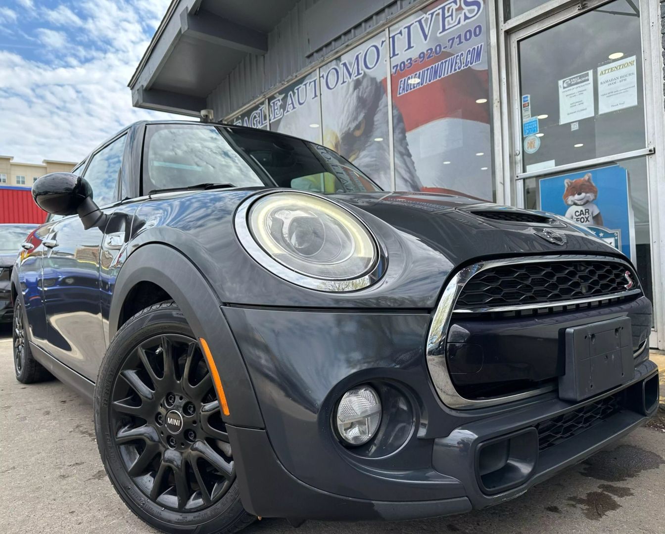 2017 MINI Cooper S's photo