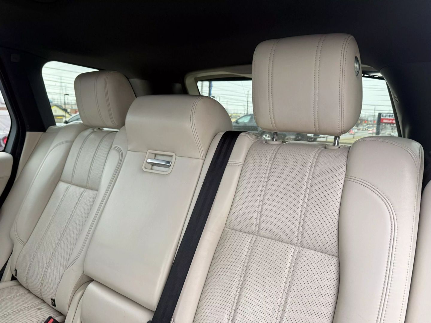 2015 Land Rover Range Rover - Image 20