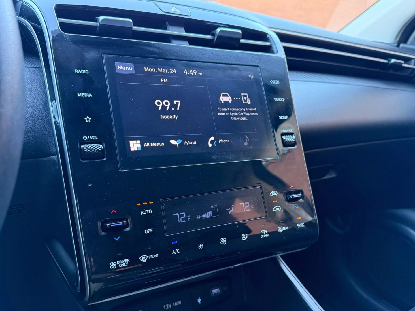 2023 Hyundai Tucson Hybrid - Image 28