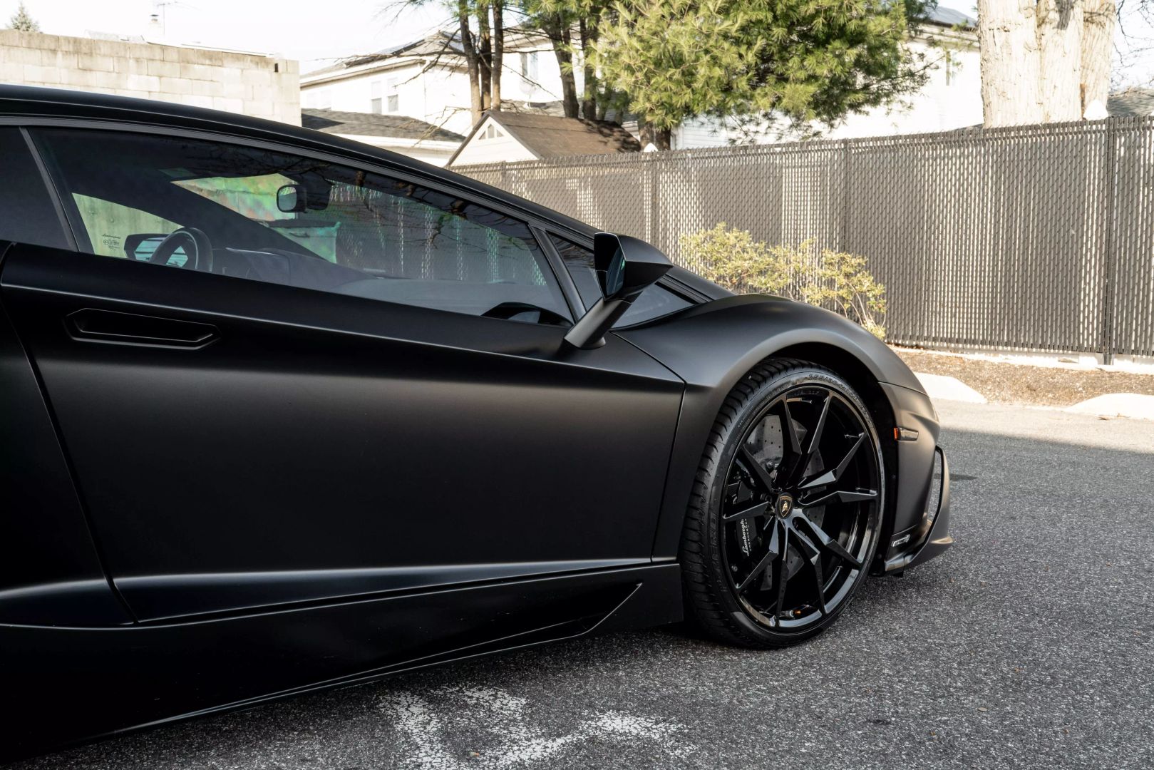 2014 Lamborghini Aventador - Image 26