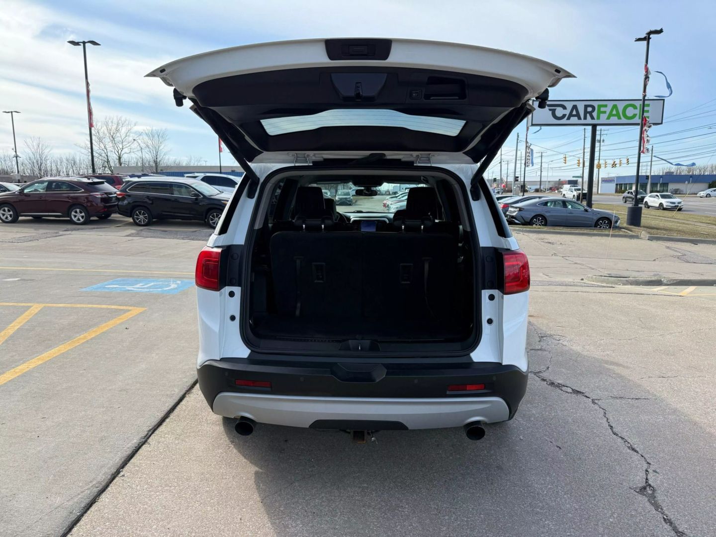 2019 Gmc Acadia - Image 12