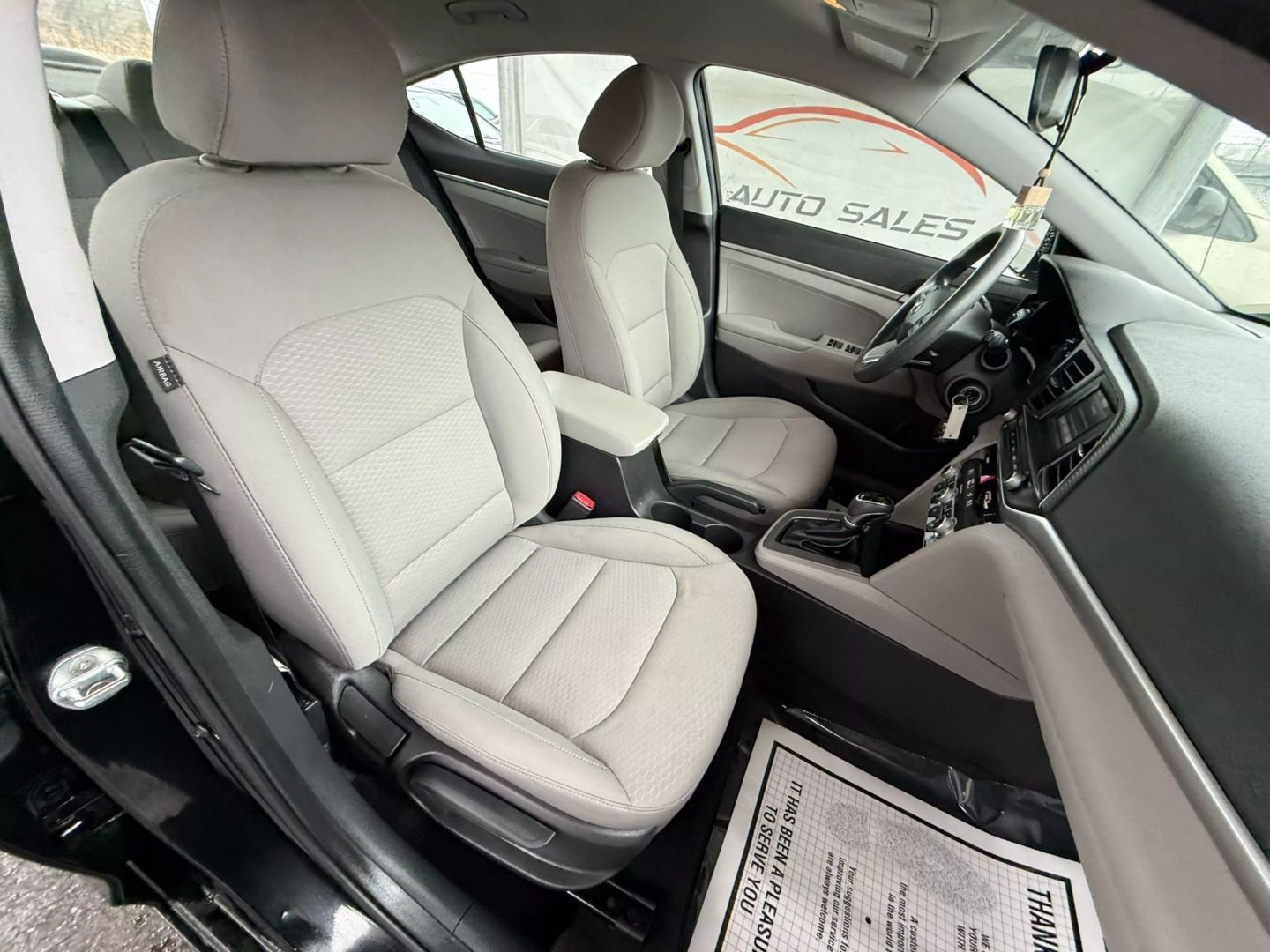 2020 Hyundai Elantra - Image 26