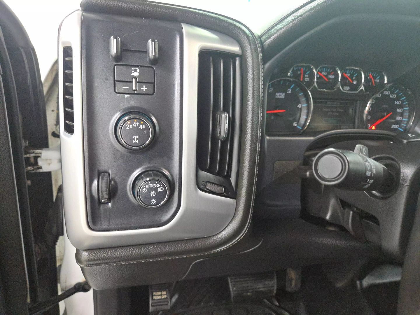 2018 Gmc Sierra 3500 Hd Crew Cab - Image 16
