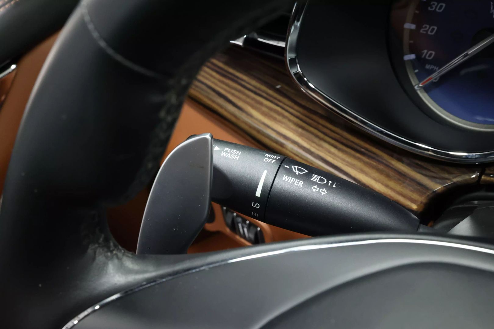 2018 Maserati Quattroporte - Image 25