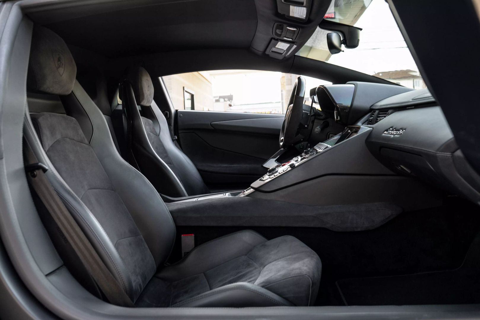 2014 Lamborghini Aventador - Image 71