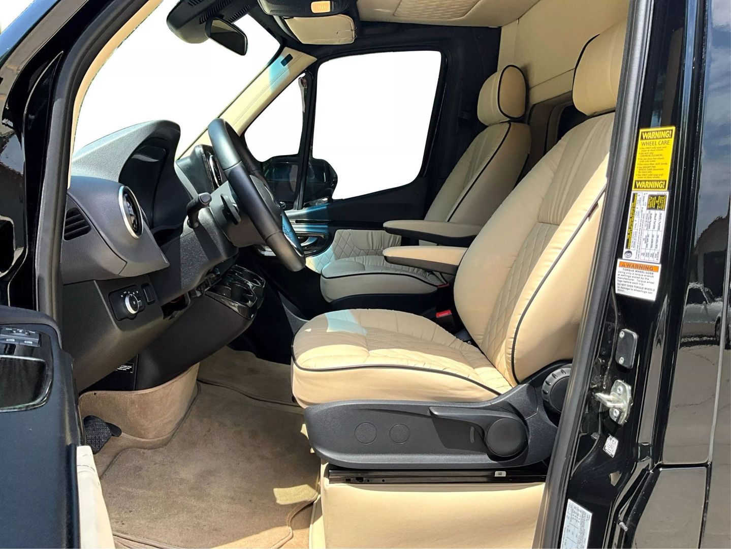 2020 Mercedes-benz Sprinter 3500 Cargo - Image 9