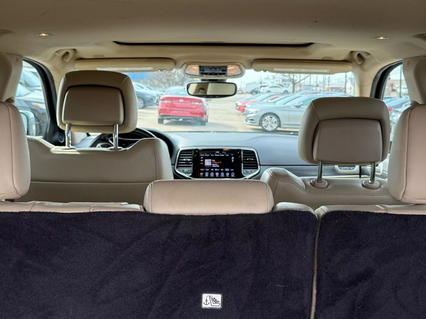 2019 Jeep Grand Cherokee - Image 14