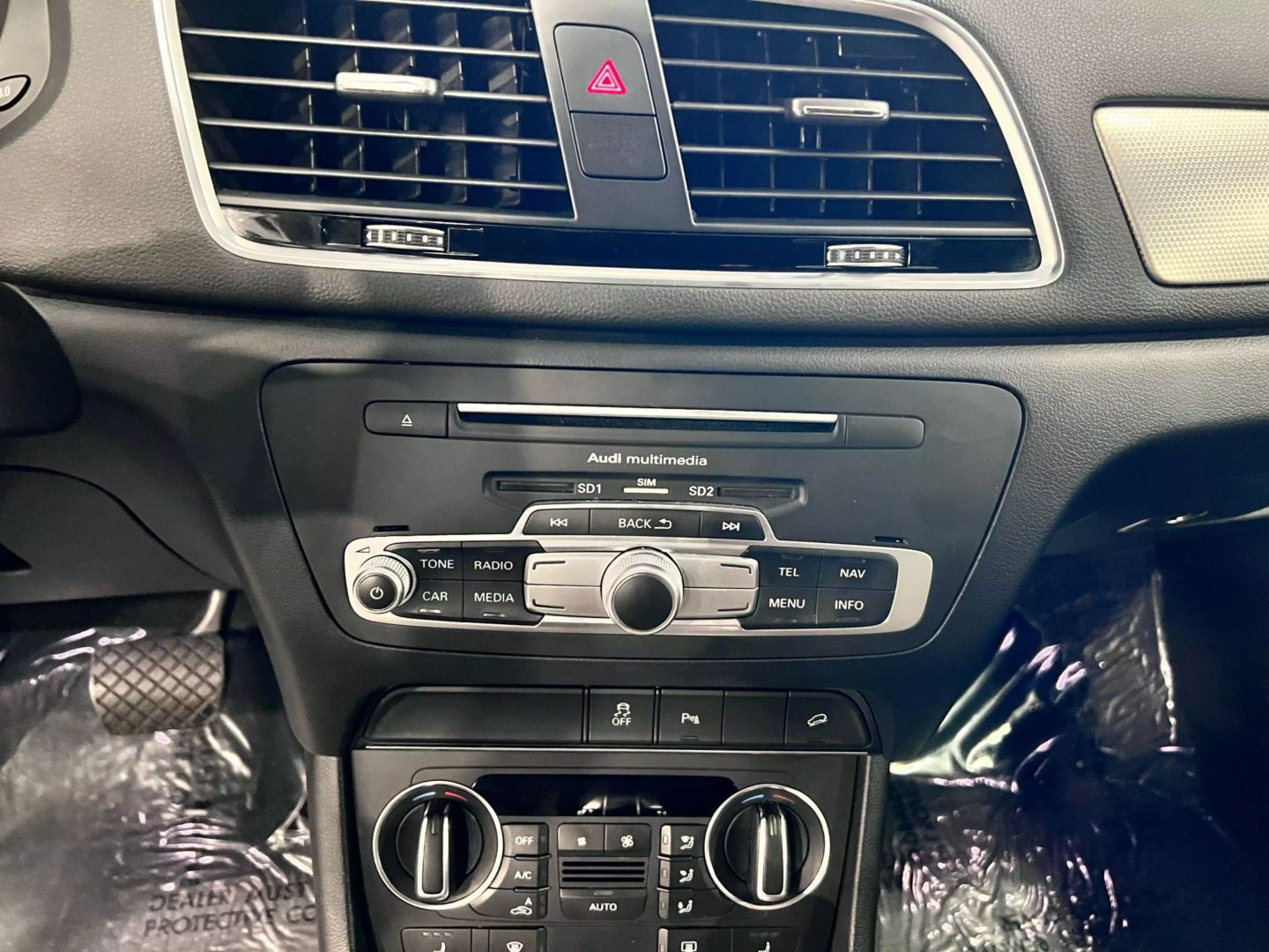 2016 Audi Q3 Premium Plus Sport Utility 4d - Image 23