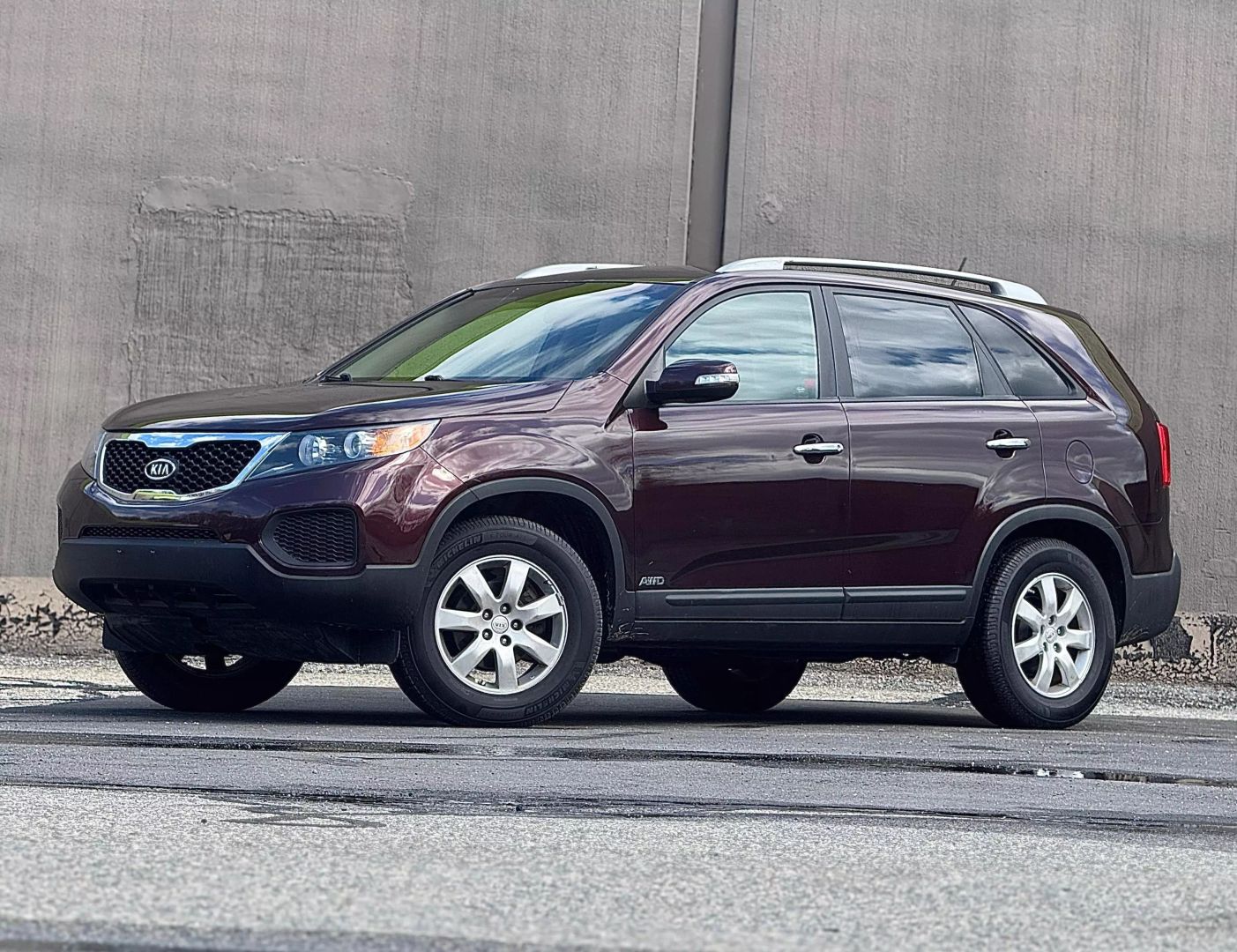 Used 2013 Kia Sorento LX with VIN 5XYKTDA27DG310721 for sale in Marlboro, MA